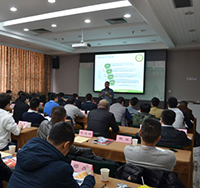 湖南达信员工在南京东南大学参加学习图